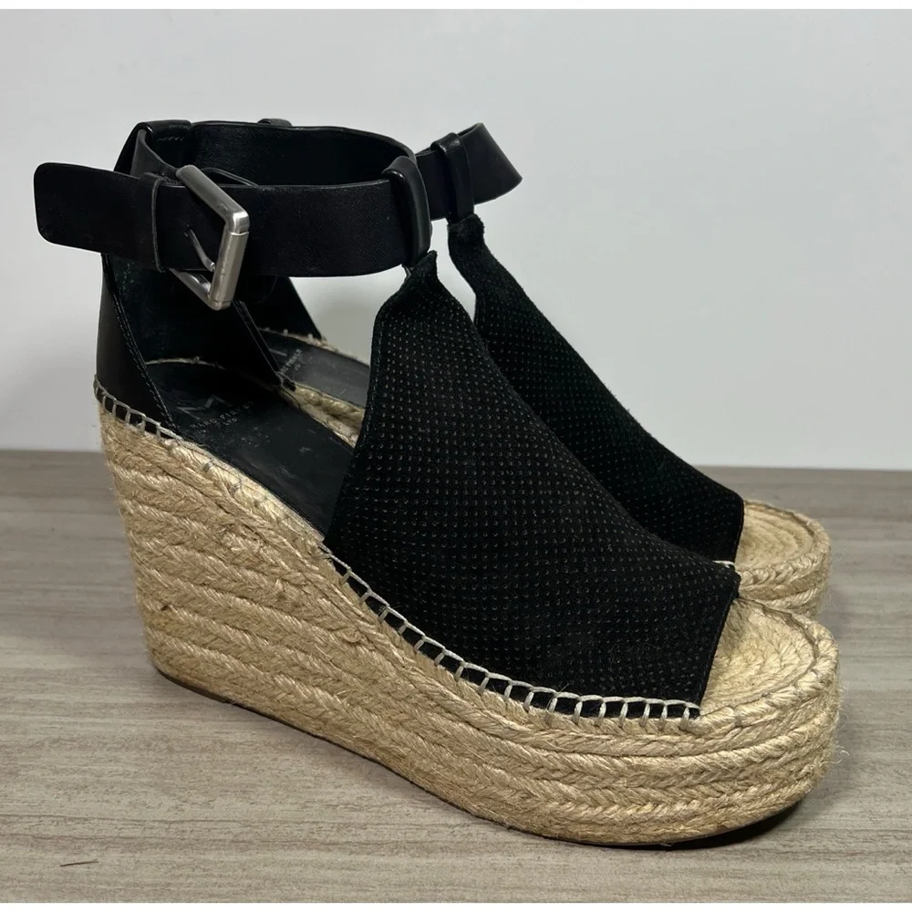 Marc Fisher Womens Annie Black Perforated Leather Sz 9.5